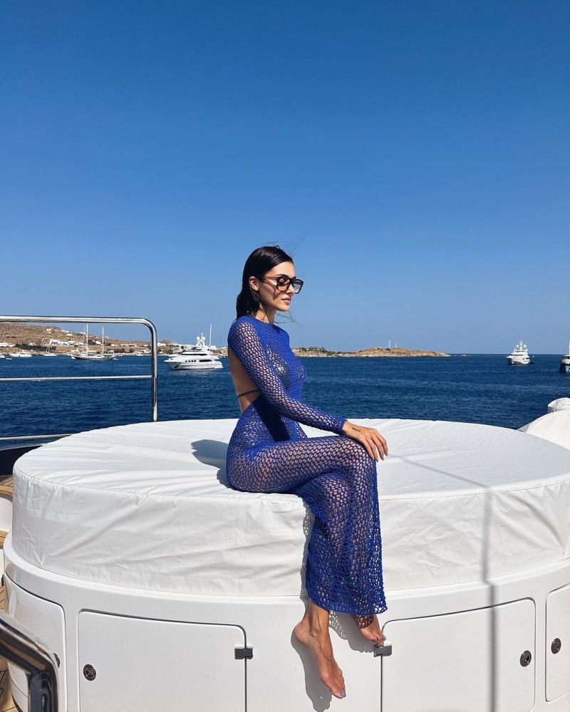 hande ercel in mikonos paylasimi begeni topladi deniz kizinin turkiye subesi